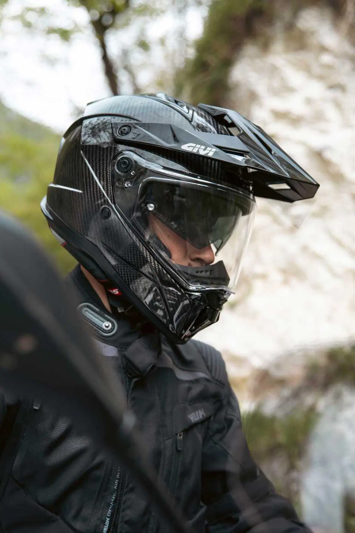 Nuovo 80.1 Carbon by GIVI