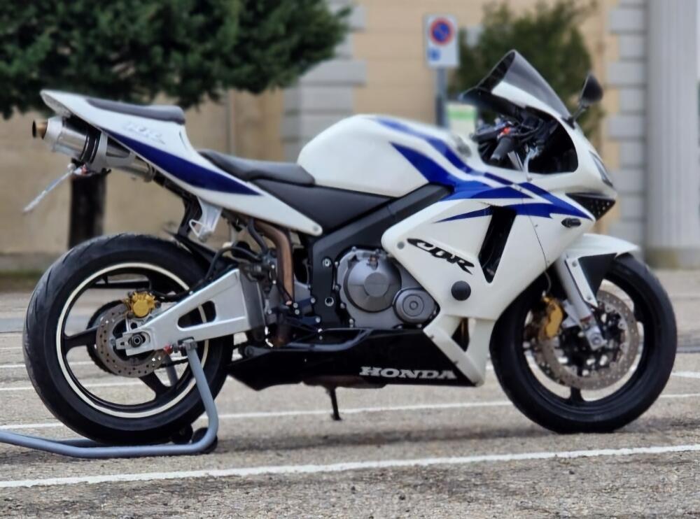 Honda CBR 600 RR (2003 - 04)