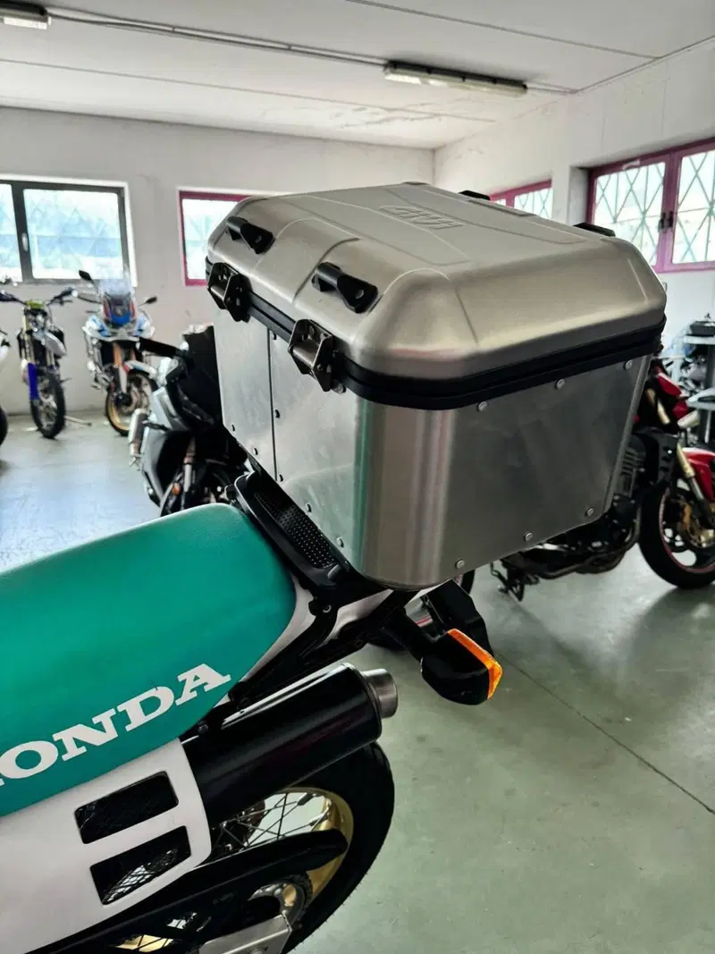 Honda NX 650 Dominator (16)