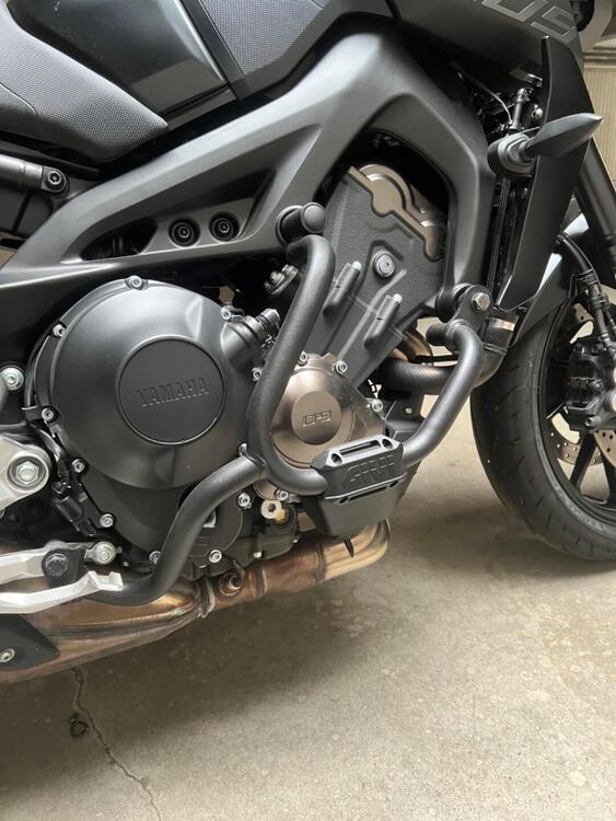 Yamaha MT-09 (2017 - 20) (3)