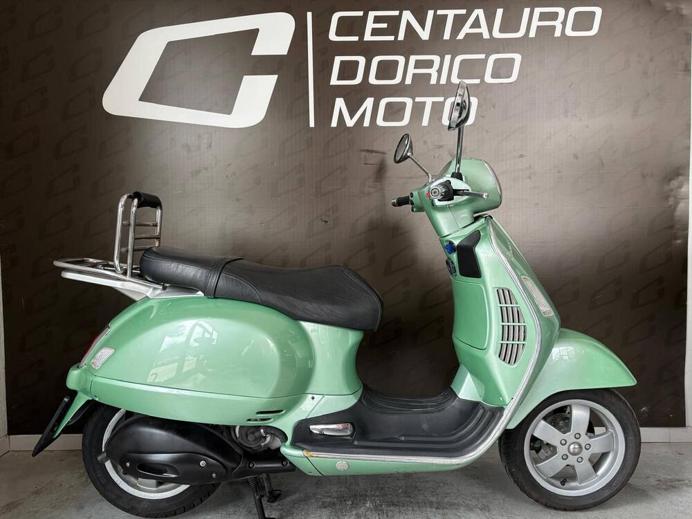 Vespa Granturismo 200 L