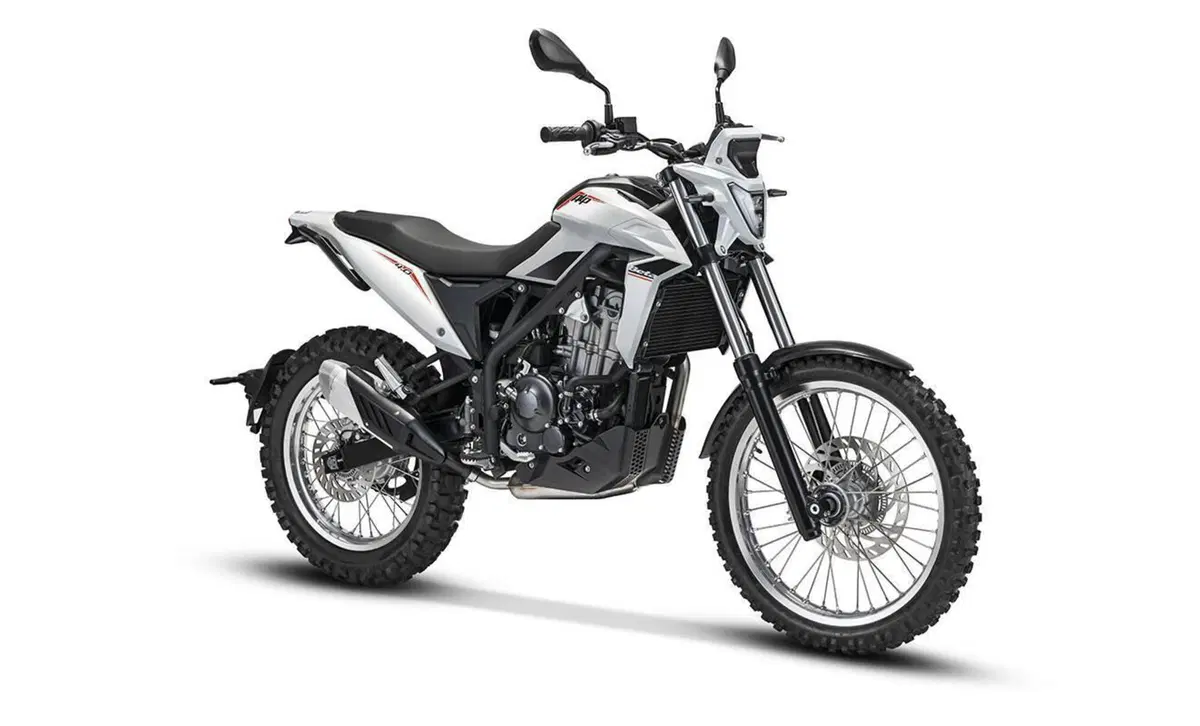 Betamotor Alp 4.0 (2024 - 26) (8)