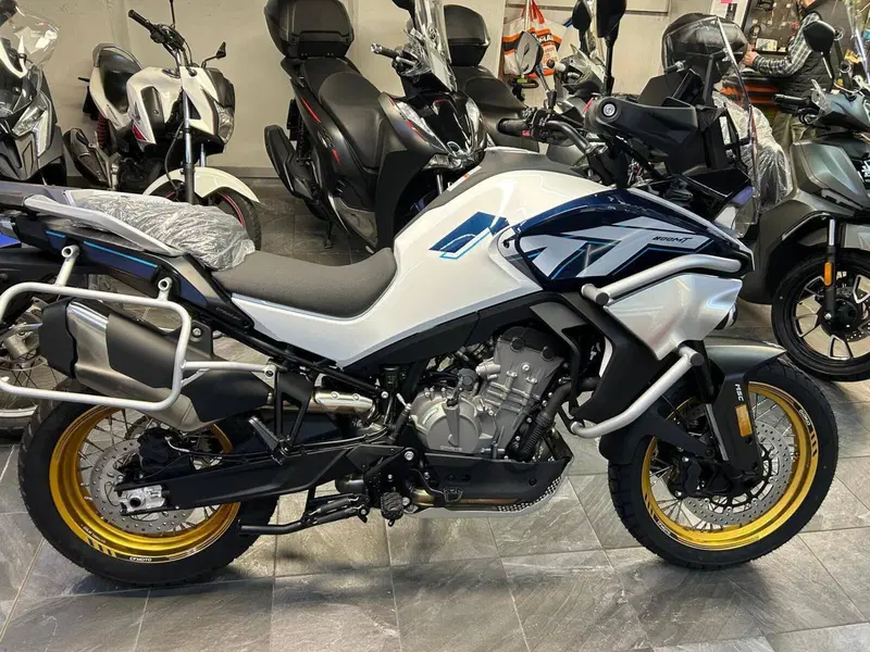 CFMOTO 800MT Explore (2023 - 26)