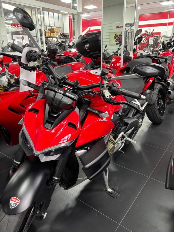 Ducati Streetfighter V4 1100 (2020) (2)