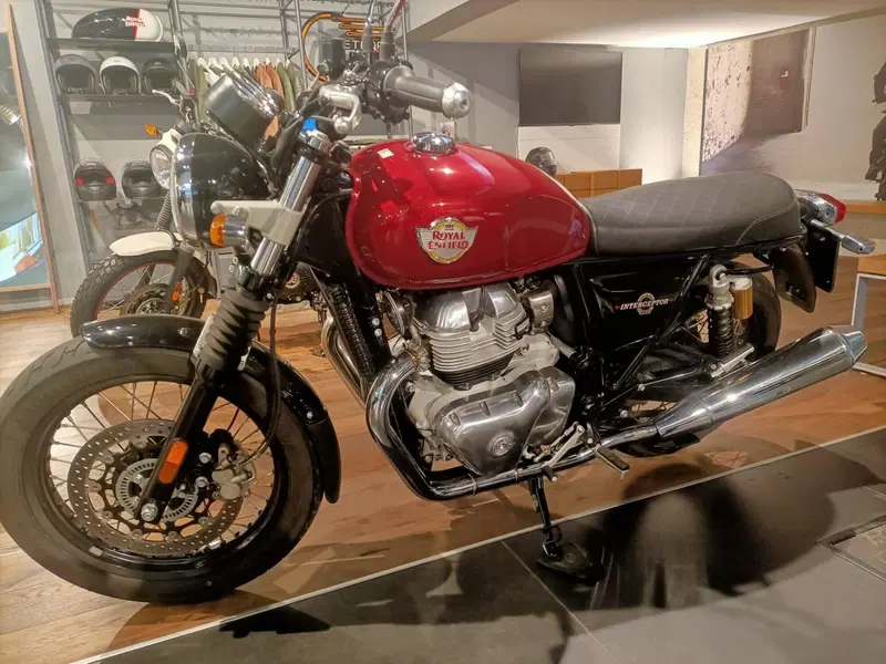 Royal Enfield Interceptor 650 (2021 - 26) (8)