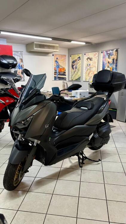 Yamaha X-Max 400 Tech Max (2020) (2)