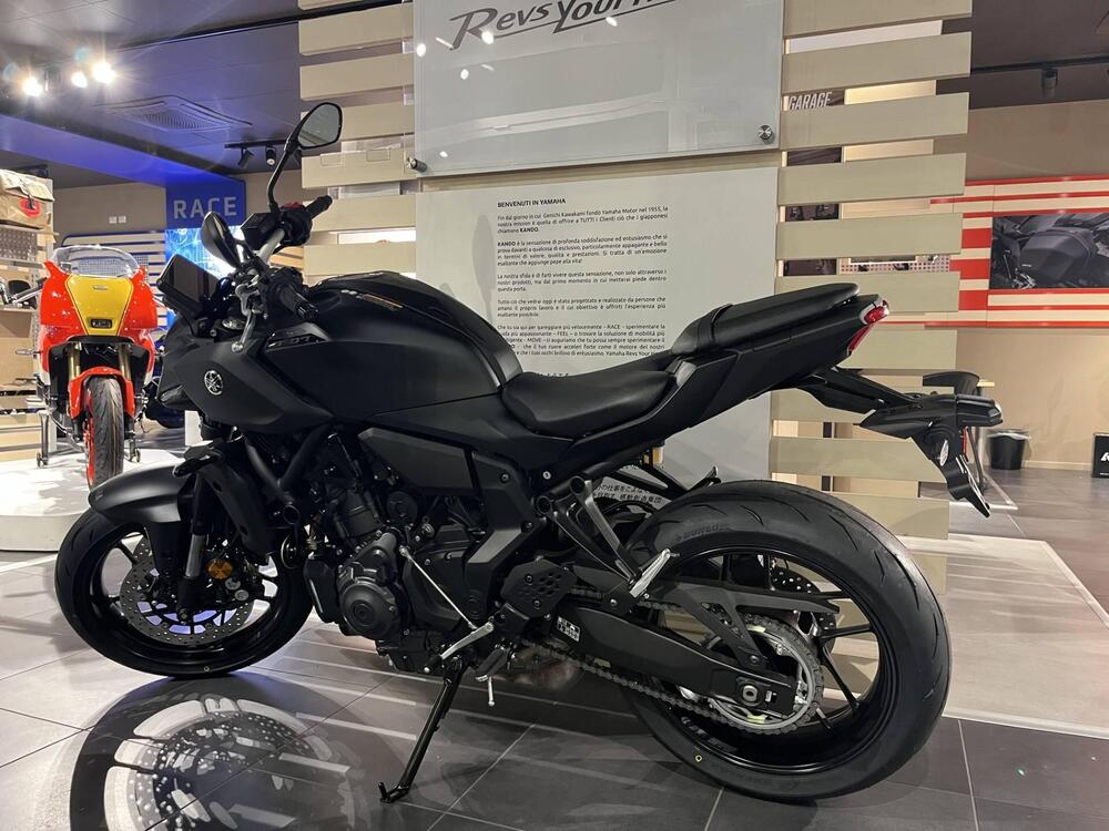 Yamaha MT-07 (2025) (3)