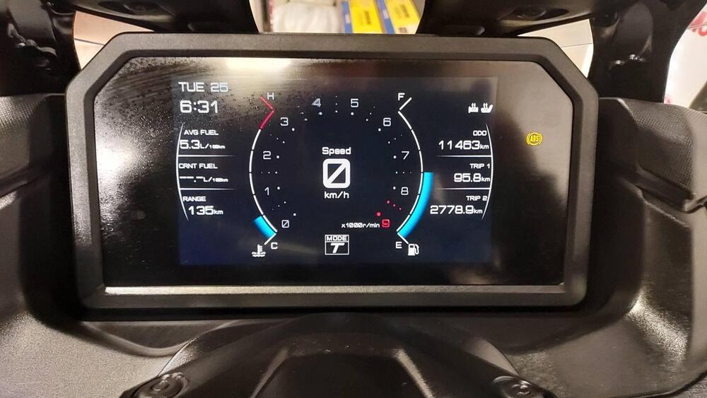 Yamaha T-Max 560 Tech Max (2022 - 24) (2)