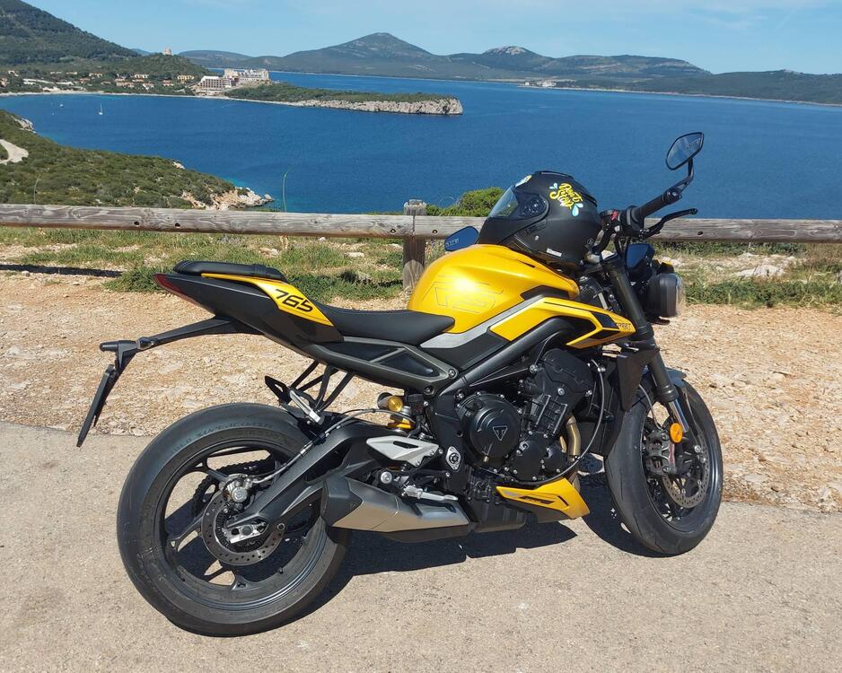 Triumph Street Triple 765 RS (2023 - 25) (3)