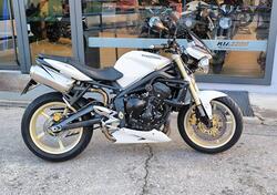 Triumph Street Triple (2007 - 12) usata