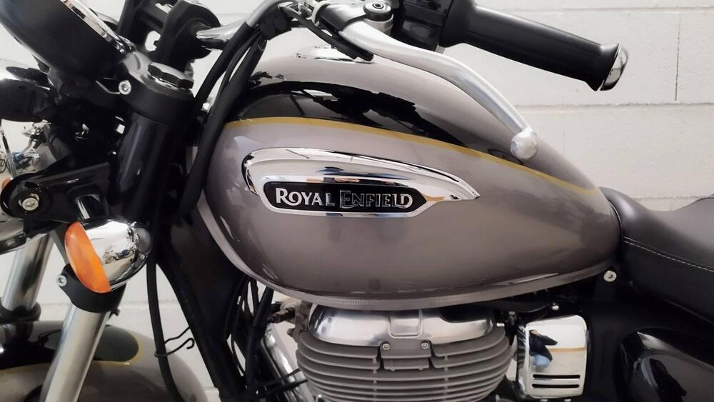 Royal Enfield Meteor 350 Aurora (2024 - 25) (2)