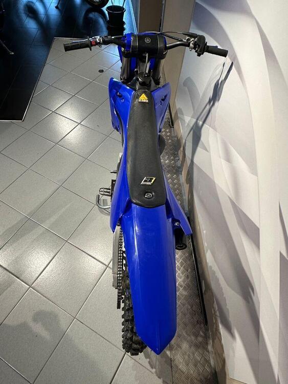 Yamaha YZ 125 (2023) (4)