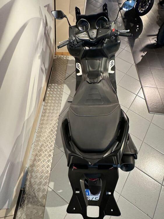 Yamaha T-Max 560 (2020 - 21) (4)