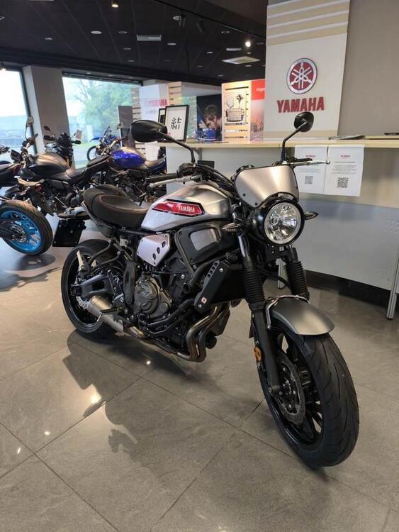 Yamaha XSR 700 ABS (2016 - 20) (2)