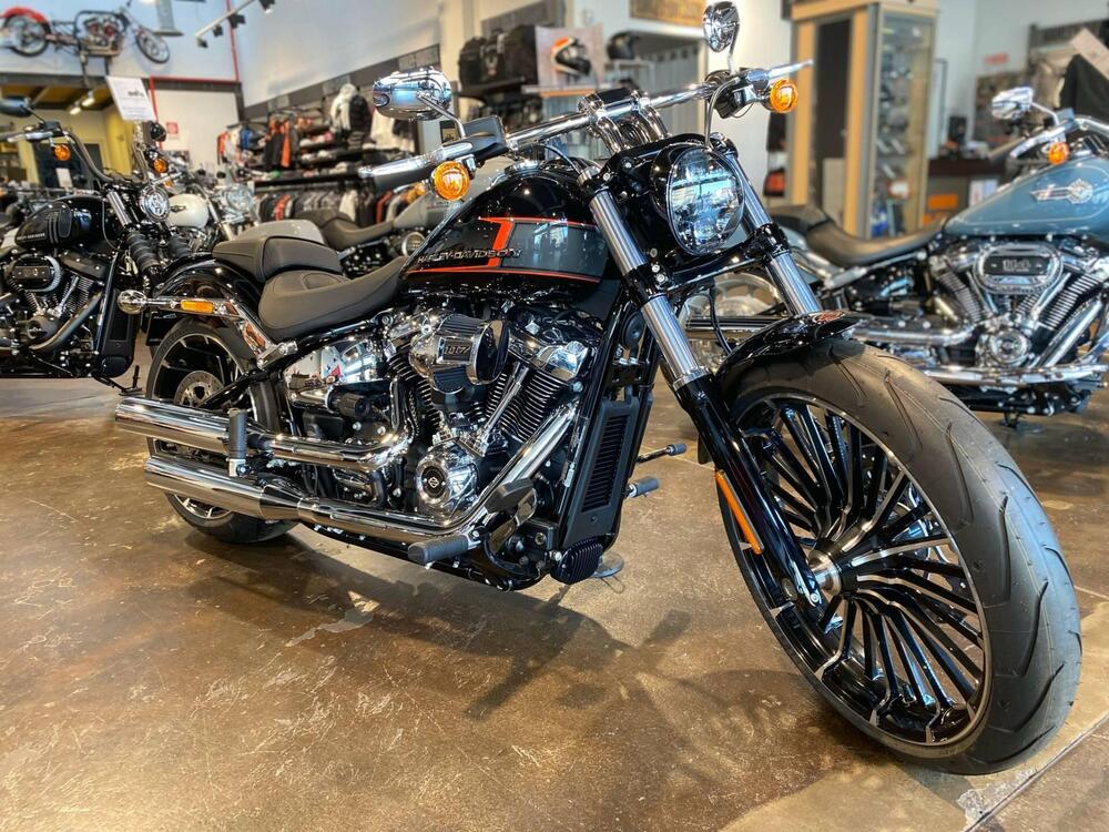 Harley-Davidson Breakout 117 (2023 - 24) (2)