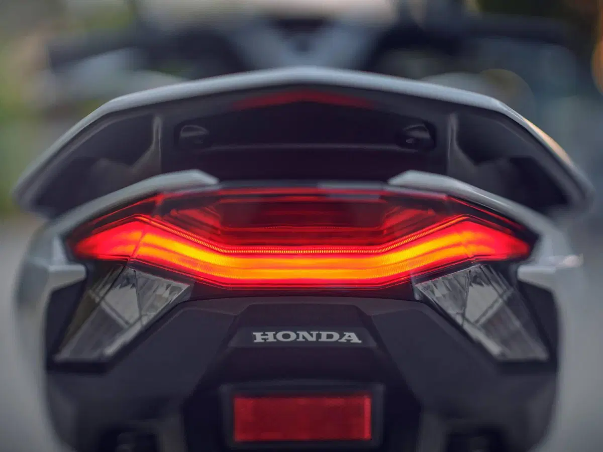 Honda PCX 125 (2025 - 26) (8)