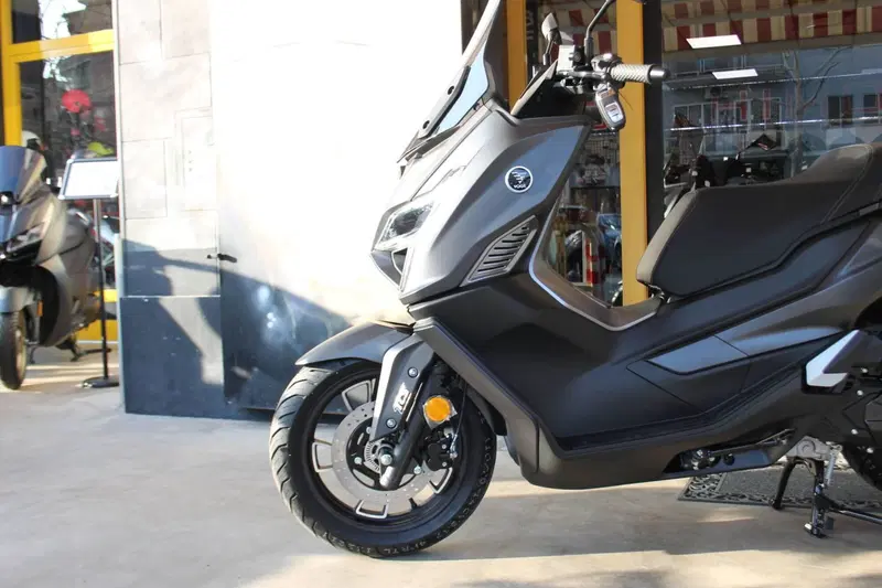 Voge Sfida SR1 (2023 - 26) (6)