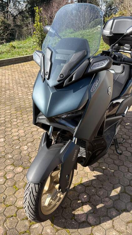 Yamaha X-Max 300 Tech Max (2021 - 24) (2)