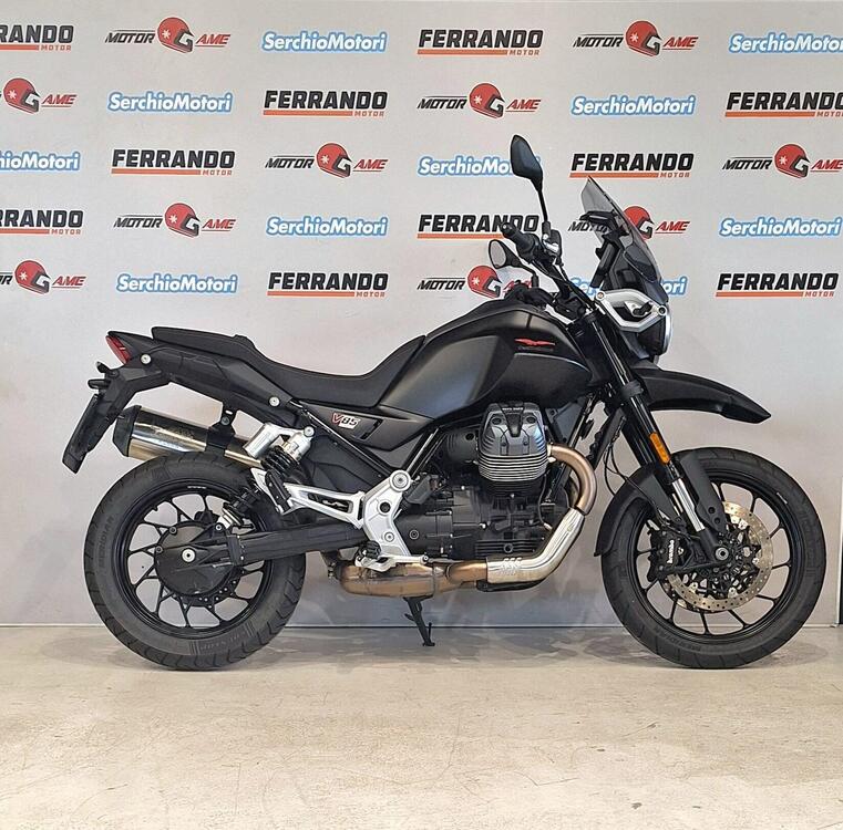 Moto Guzzi V85 Strada (2024 - 25)