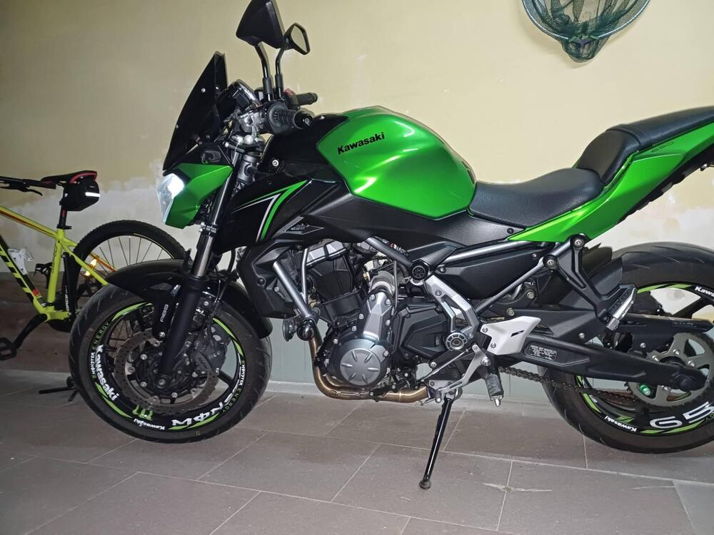 Kawasaki Z 650 (2017 - 19) (4)