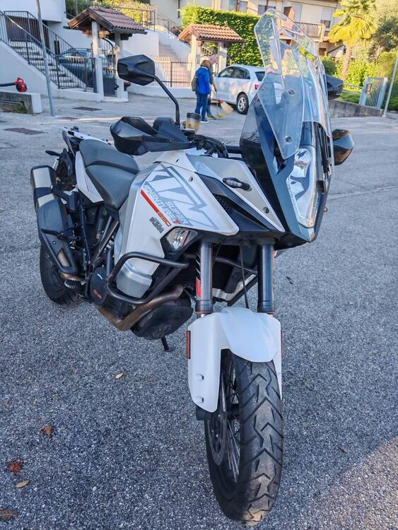 KTM 1290 Super Adventure T (2017) (4)