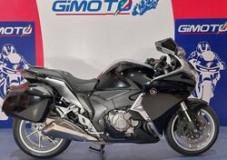 Honda VFR 1200 F DCT ABS (2010 - 16) usata