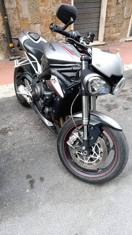 Triumph Street Triple RS (2017 - 19)