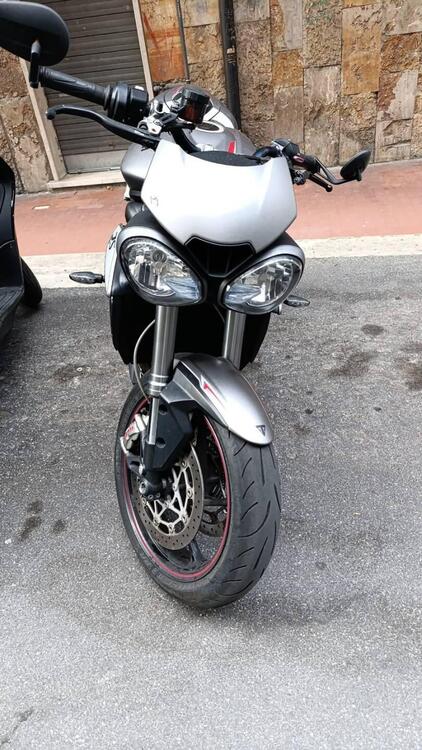 Triumph Street Triple RS (2017 - 19) (3)