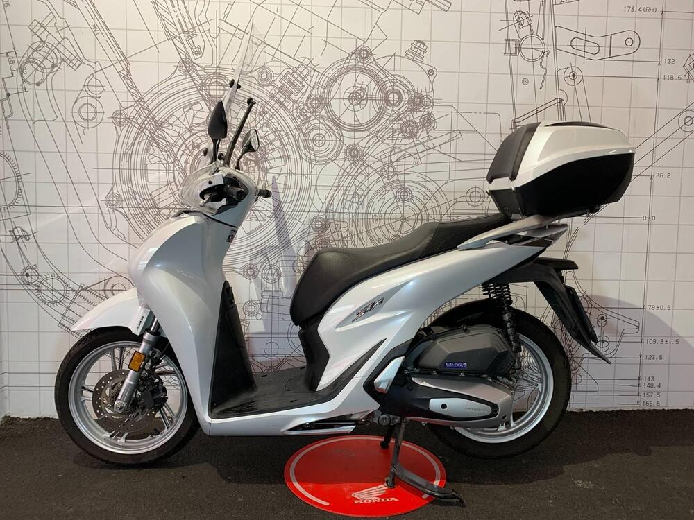 Honda SH 125i (2020 - 25) (2)