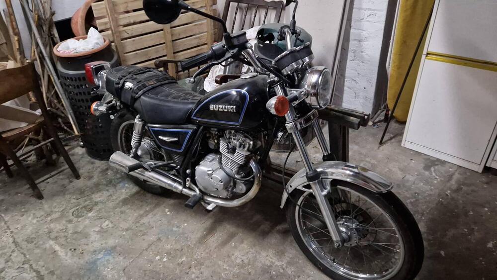 Suzuki Gn 125