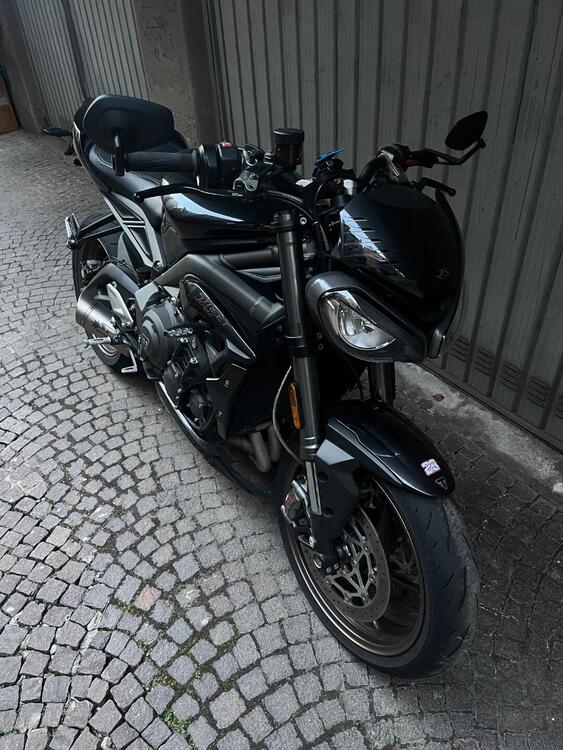 Triumph Street Triple RS (2020 - 22) (3)