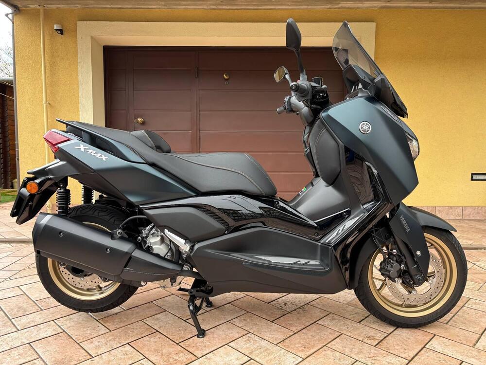 Yamaha X-Max 300 Tech Max (2021 - 24) (2)