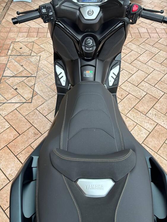 Yamaha X-Max 300 Tech Max (2021 - 24) (4)