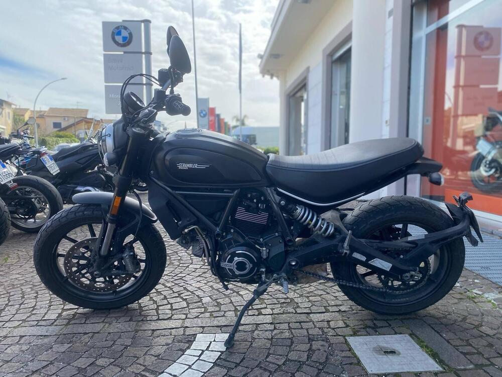 Ducati Scrambler 800 Icon Dark (2021 - 22) (2)