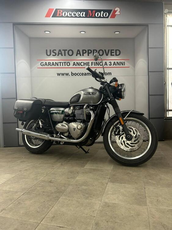 Triumph Bonneville T120 (2021 - 25) (3)