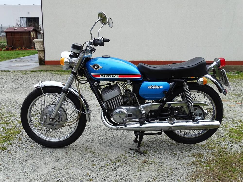 Suzuki T 250 HUSTLER