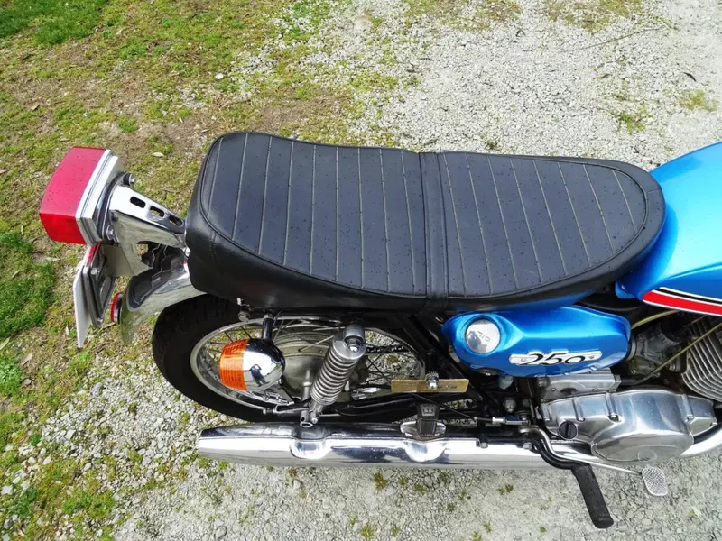 Suzuki T 250 HUSTLER (17)