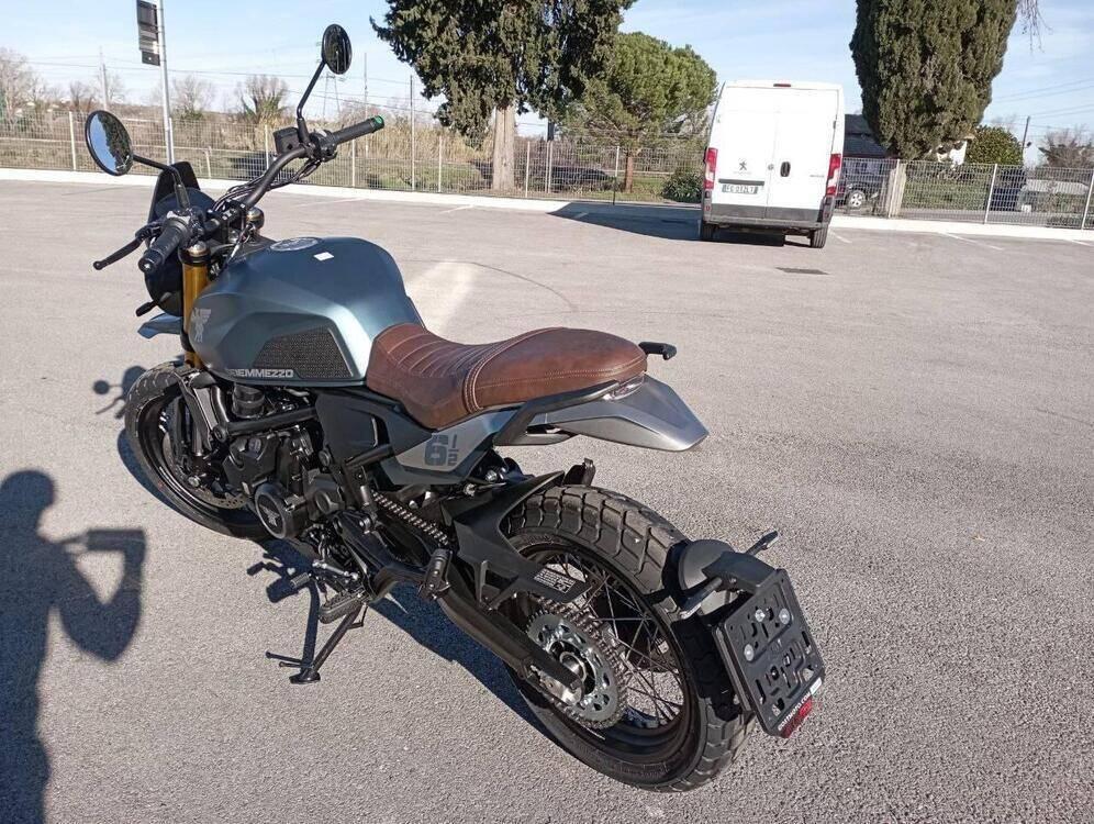 Moto Morini SEIEMMEZZO SCR (2022 - 25) (4)