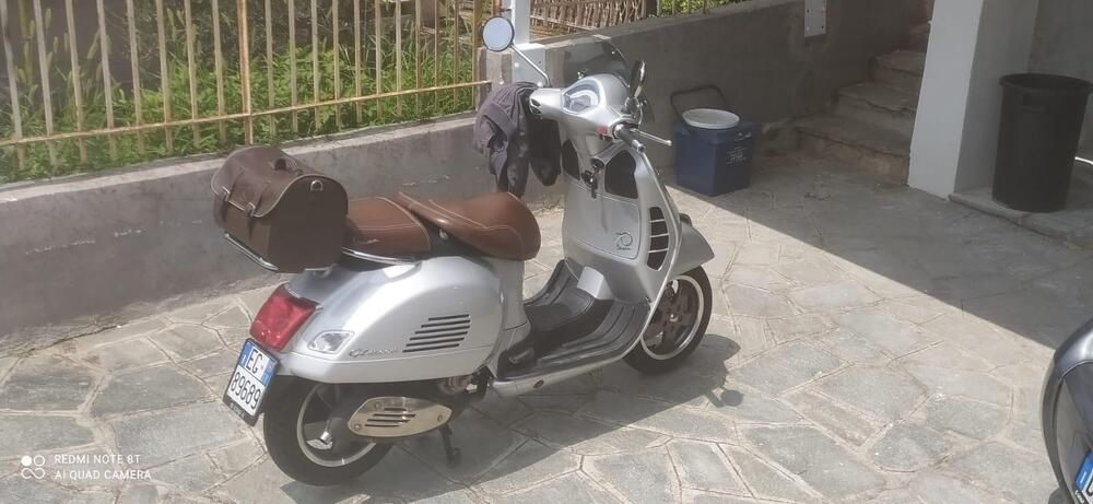 Vespa GTS 300 ABS Settantesimo (2016)