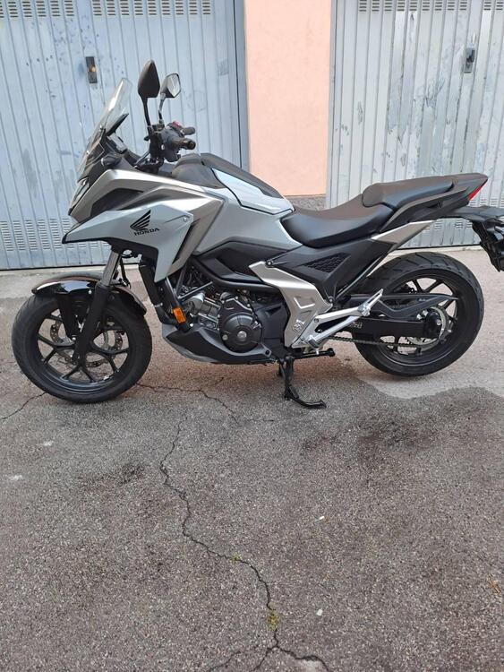 Honda NC 750 X DCT (2021 - 24) (2)