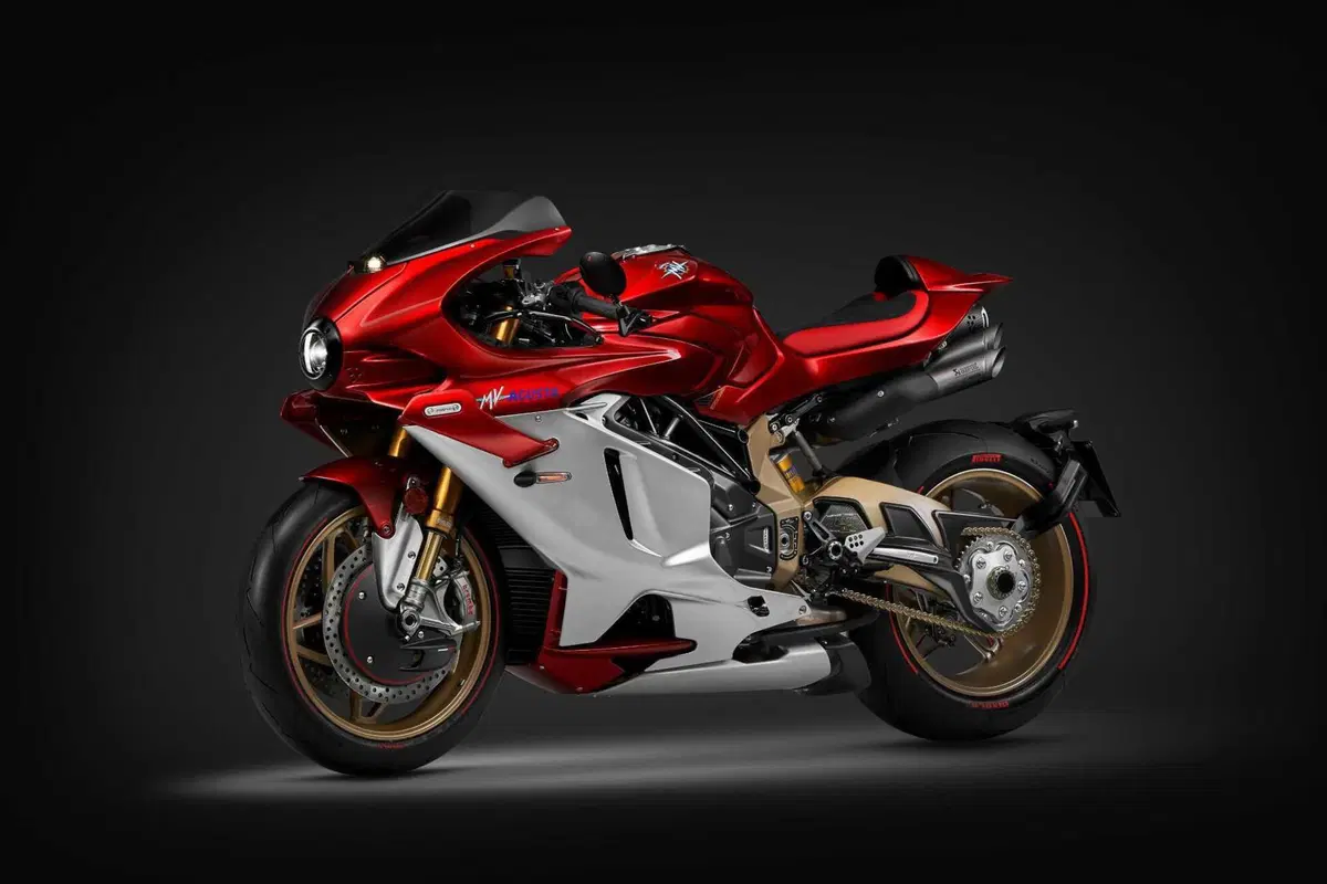 La MV Agusta Superveloce 1000 Serie Oro vince il Good Design Award (6)