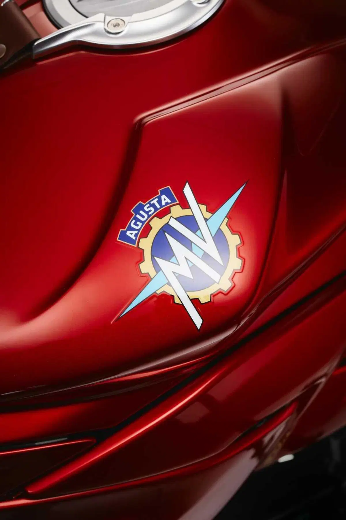 La MV Agusta Superveloce 1000 Serie Oro vince il Good Design Award (14)