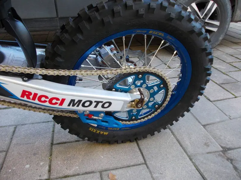 Tm Moto EN 125 ES Fi 2T (2026) (4)