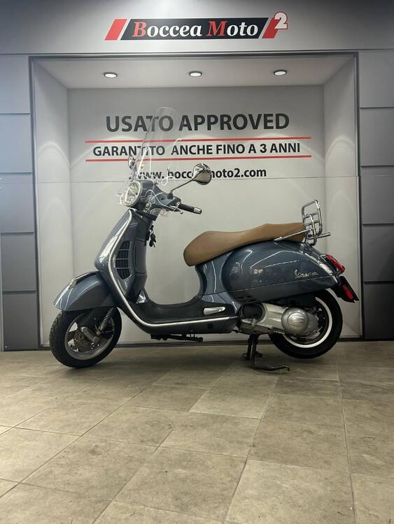 Vespa GTS 300 (2017 - 18) (4)