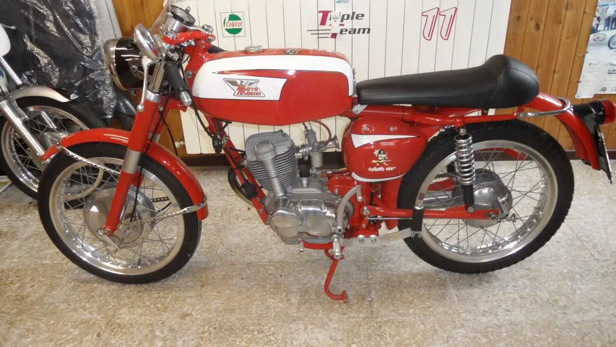 Moto Morini CORSARO 150 (2)