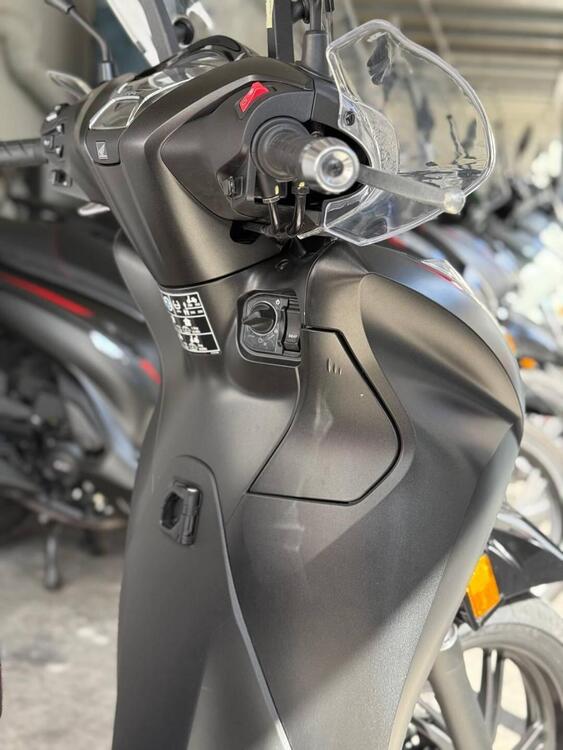 Honda SH 350 Sport (2021 - 24) (5)