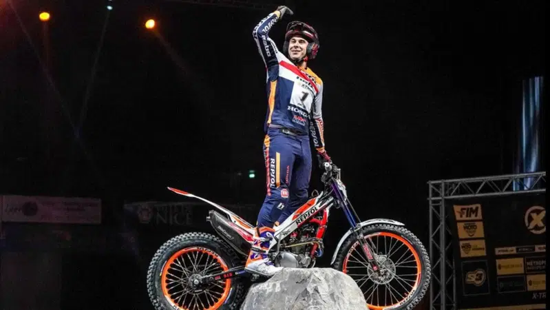 Toni Bou si racconta: "Amo la moto da trial ma forse ancora di pi&ugrave; la bici...Adam Raga? Un campione"