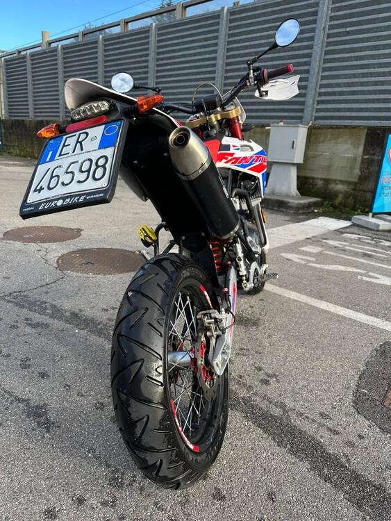 Fantic Motor Motard 125 Casa 4t (2019) (3)