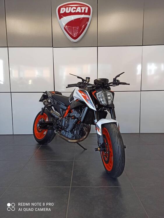 KTM 890 Duke R (2020) (3)