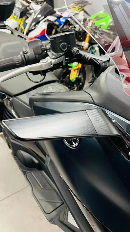 Yamaha T-Max 560 Tech Max (2022 - 24) (4)